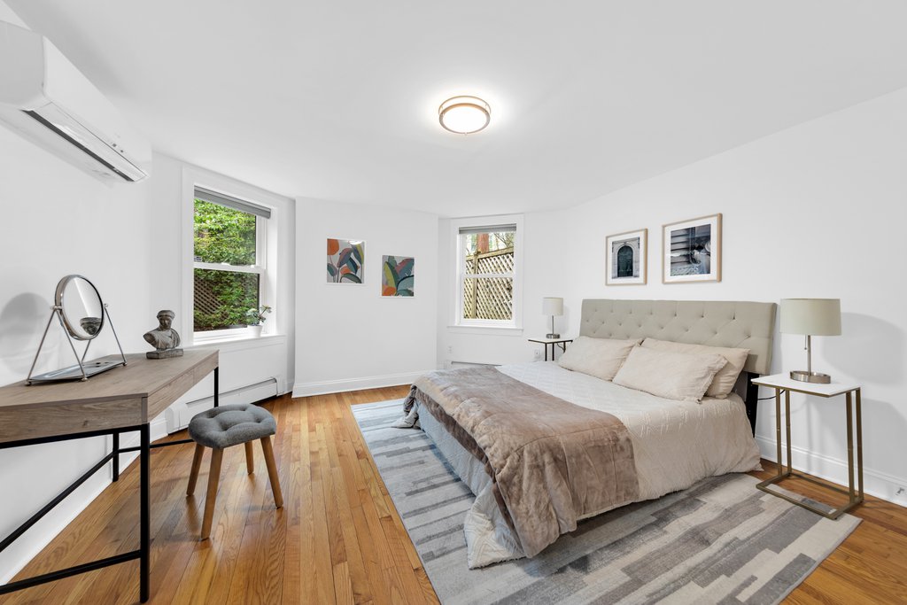 561 5th Street, Unit 1 photo 9