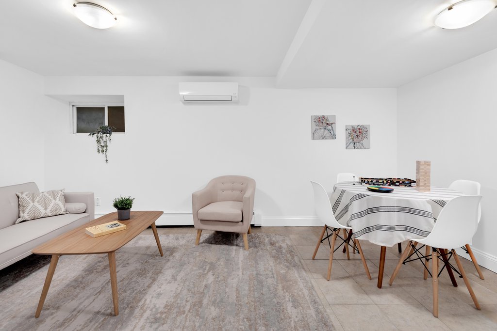 561 5th Street, Unit 1 photo 11