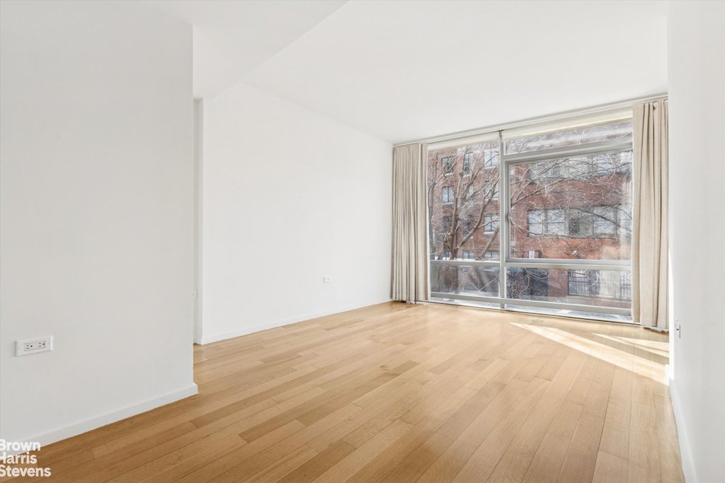 425 West 53rd Street, Unit 205 photo 4
