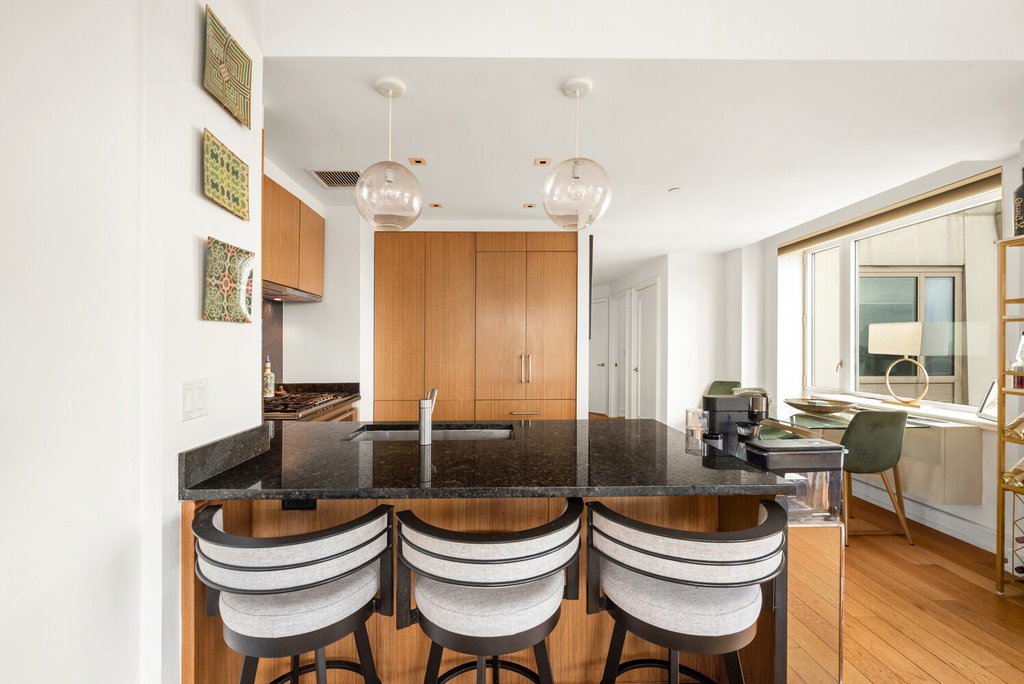 1280 Fifth Avenue, Unit 20C photo 4