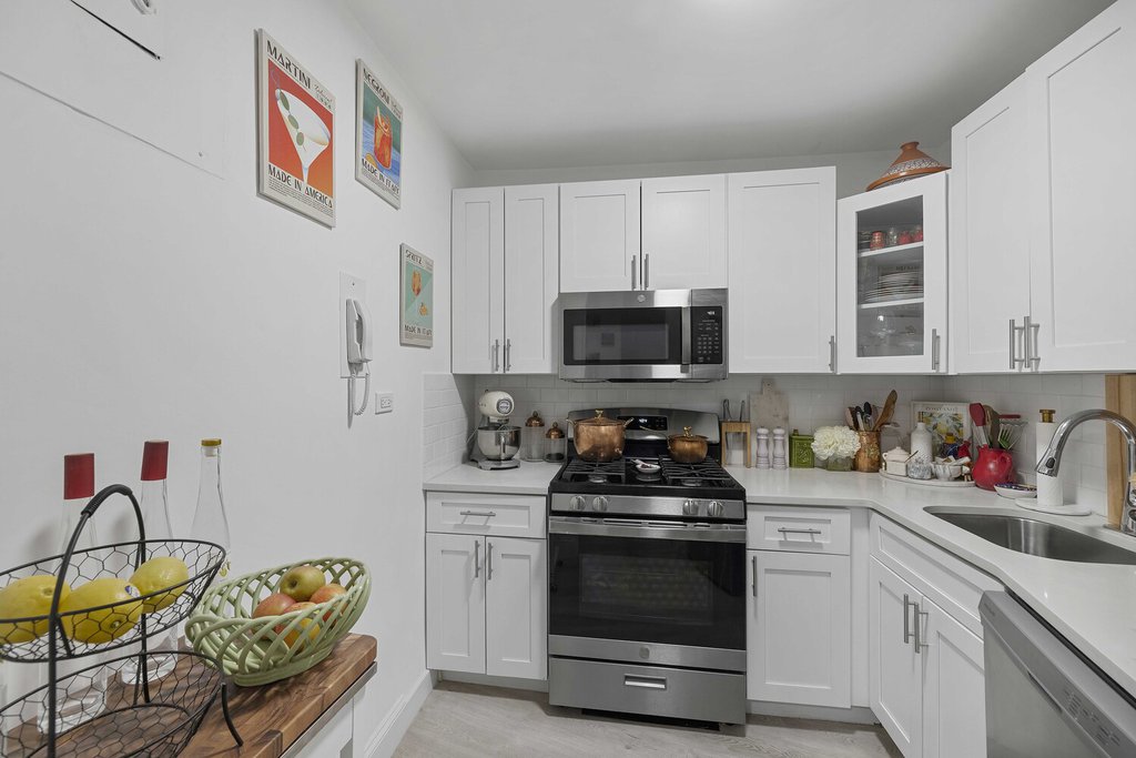 1020 Grand Concourse, Unit 6M photo 4