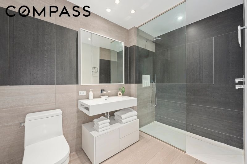 540 West 49th Street, Unit 609N photo 3