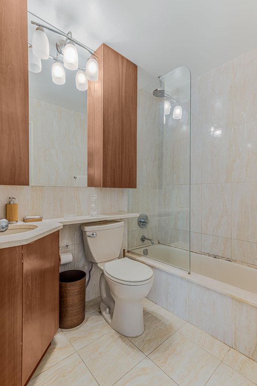 415 East 37th Street, Unit 37N photo 7
