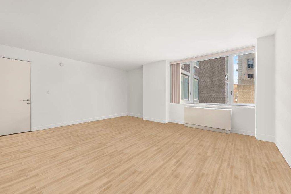 322 West 57th Street, Unit 23E photo 3