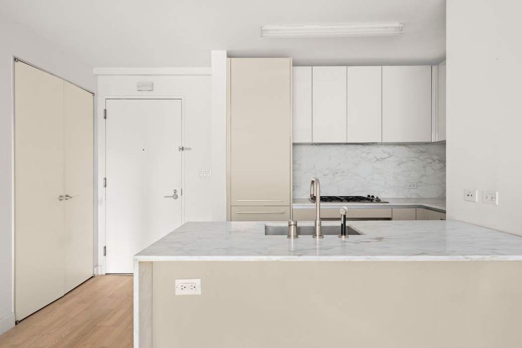 322 West 57th Street, Unit 23E photo 5