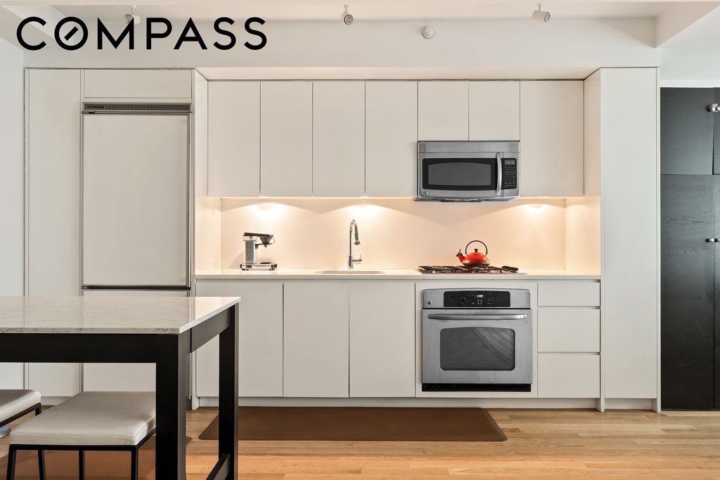 90 William Street, Unit 15F