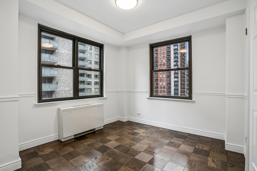 305 East 40th Street, Unit 11P photo 6