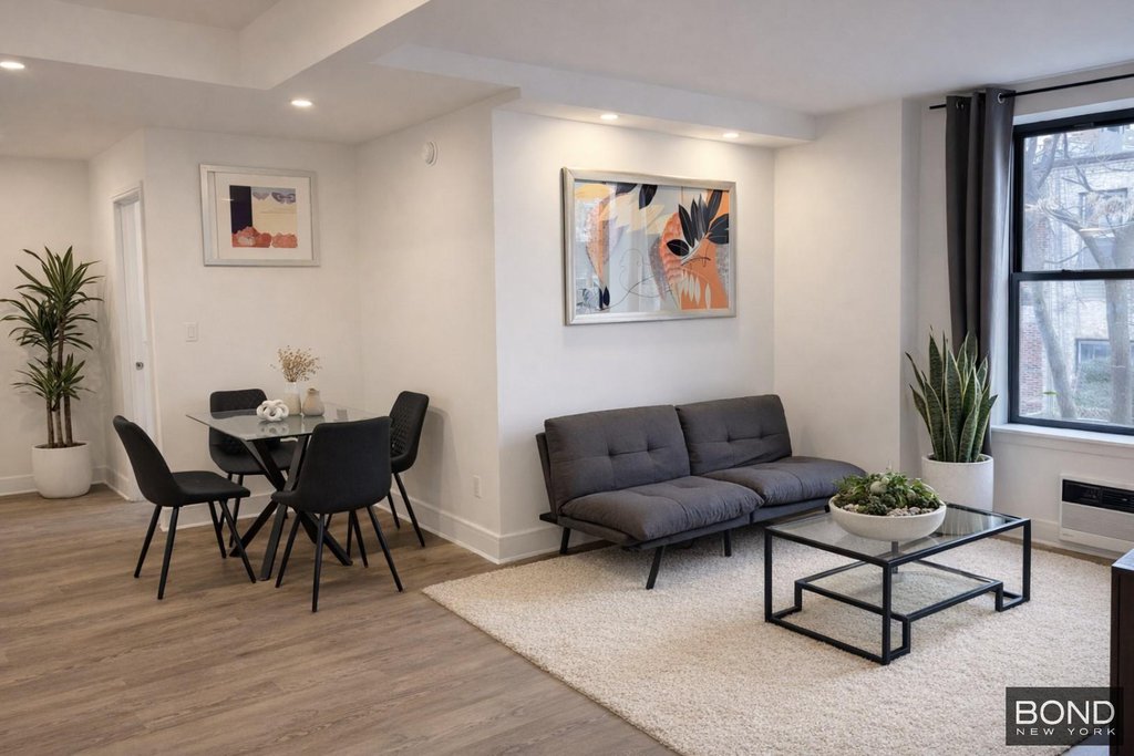45 West 81st Street, Unit 12G