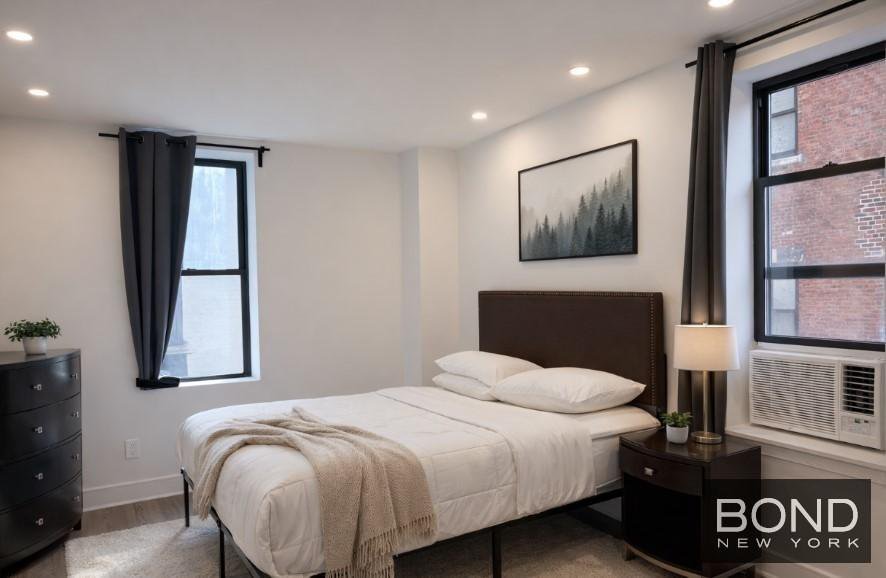 45 West 81st Street, Unit 12G photo 6