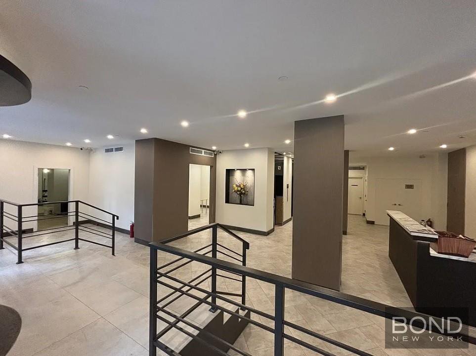 45 West 81st Street, Unit 10P