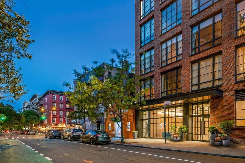 438 East 12th Street, Unit PHB photo 9