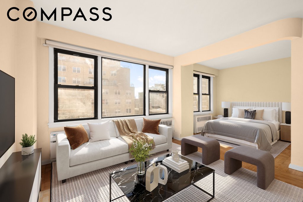 245 East 24th Street, Unit 16E photo 2