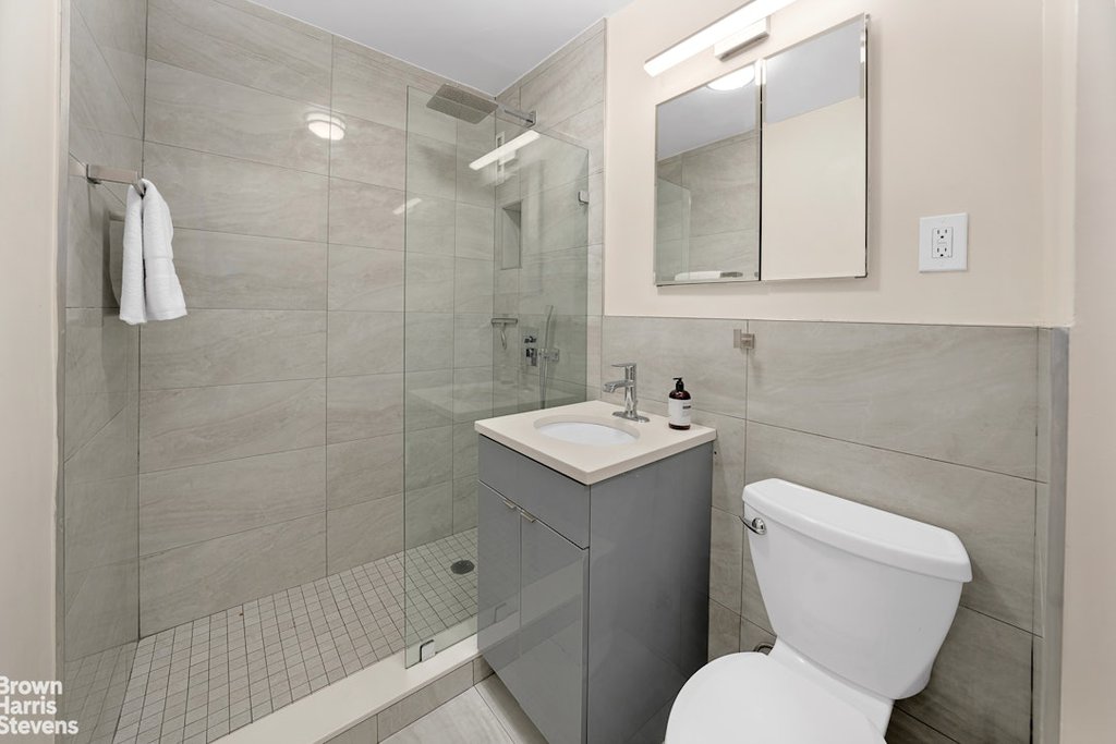 321 East 48th Street, Unit 1L photo 7