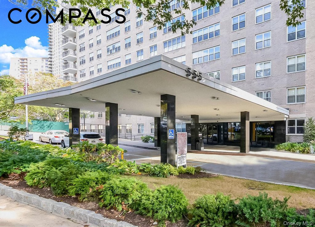 555 Kappock Street, Unit 11J