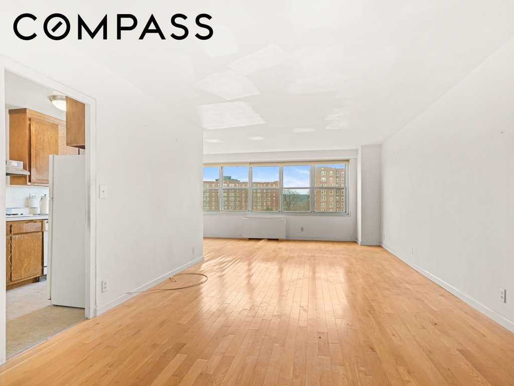 555 Kappock Street, Unit 11J photo 3