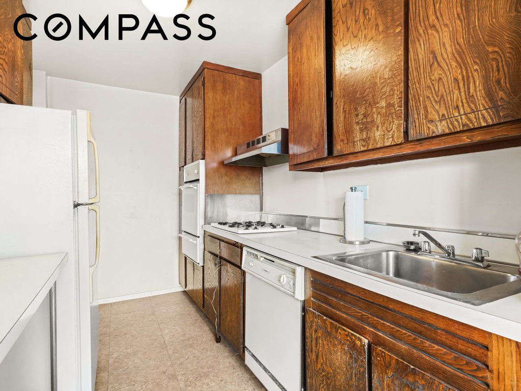 555 Kappock Street, Unit 11J photo 10