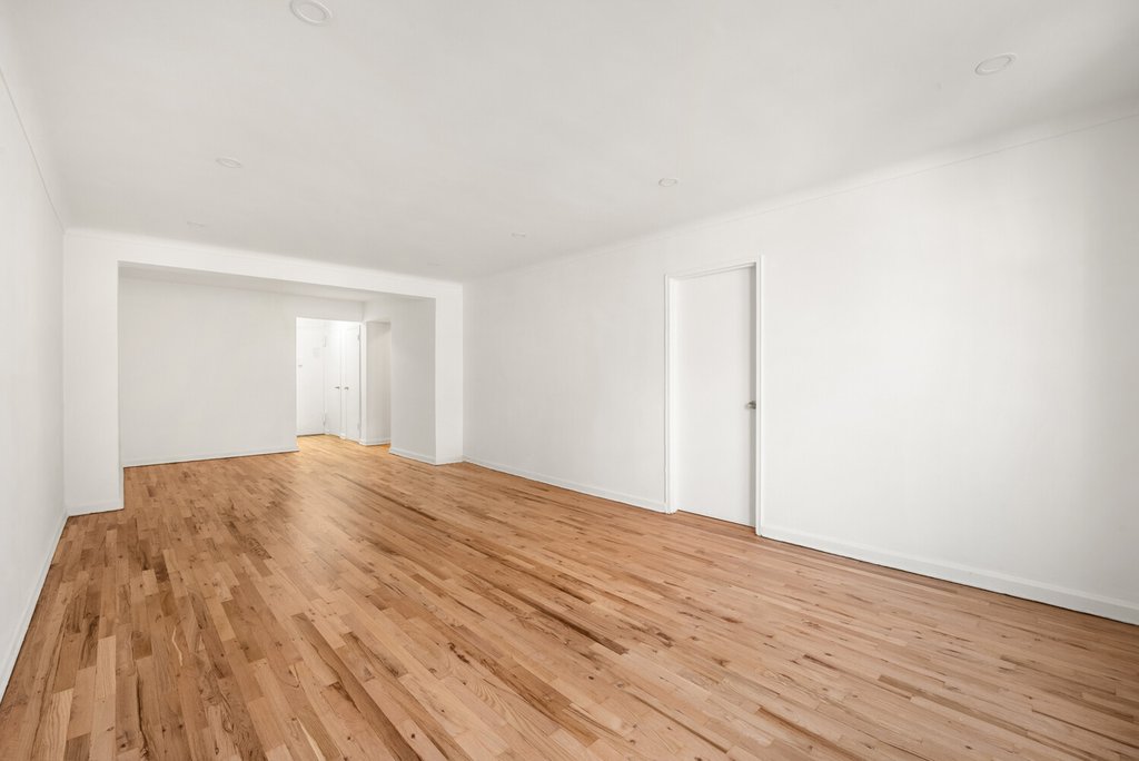 1717 East 18th Street, Unit 2T photo 4