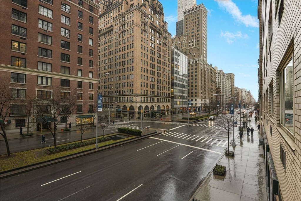 475 Park Avenue, Unit 3A photo 6