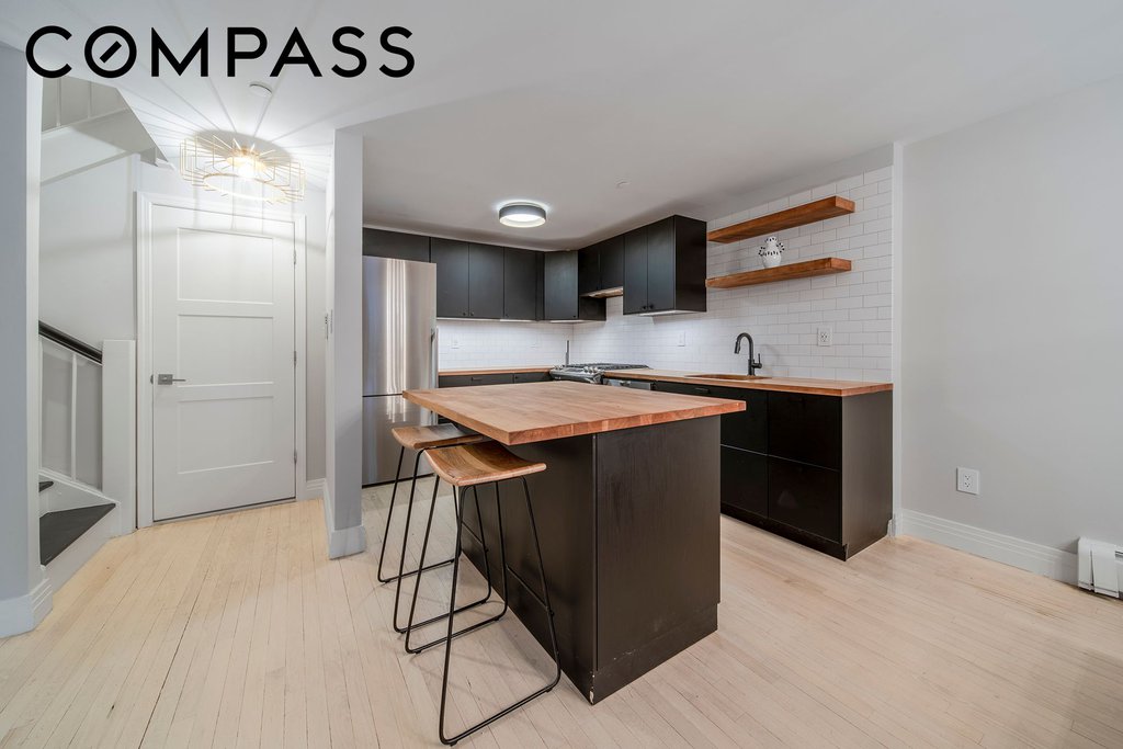 407 East 12th Street, Unit 1RSE photo 5