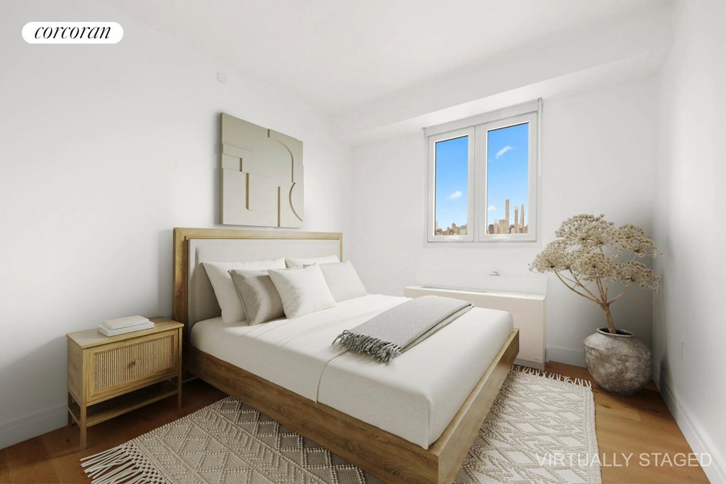 24-16 Queens Plaza South, Unit 20A photo 4