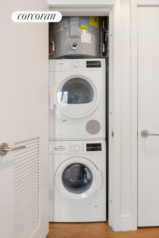 24-16 Queens Plaza South, Unit 20A photo 11