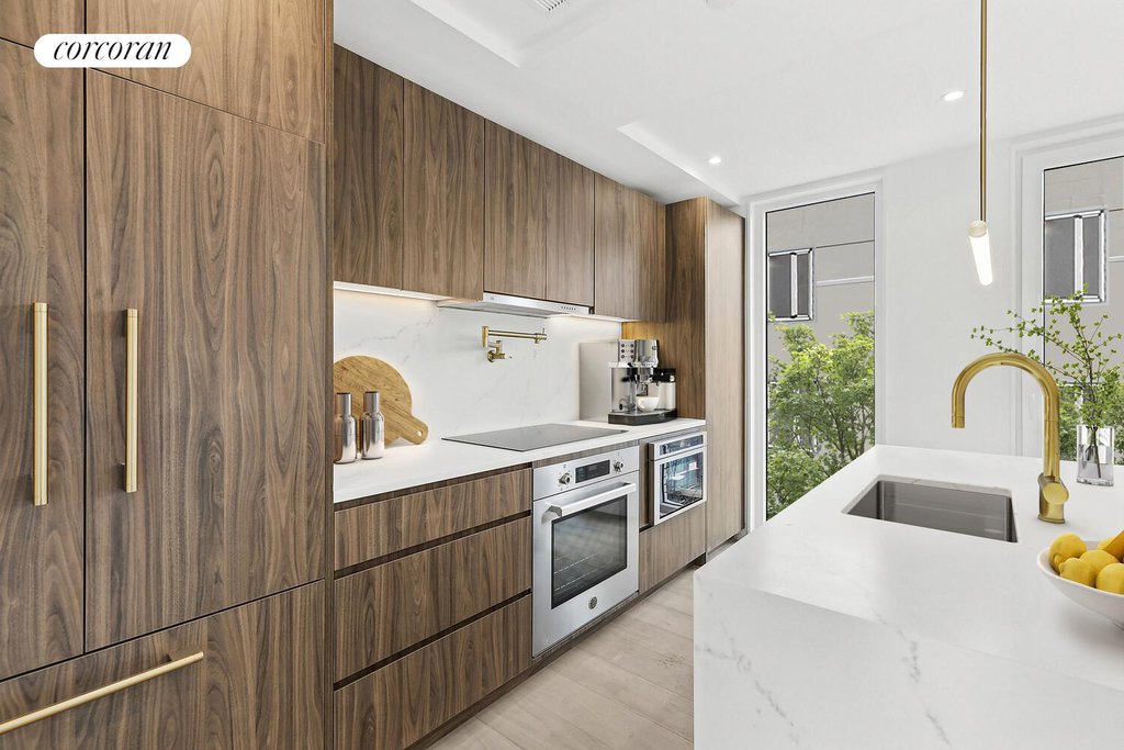 625 New York Avenue, Unit 6A photo 3