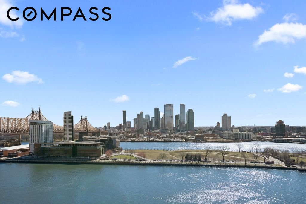 25 Sutton Place South, Unit 18M photo 3