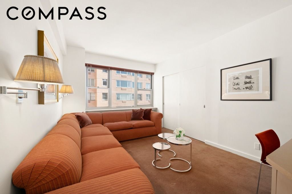 25 Sutton Place South, Unit 18M photo 8
