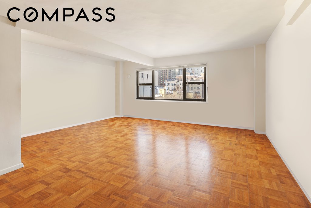335 East 51st Street, Unit 8E photo 2