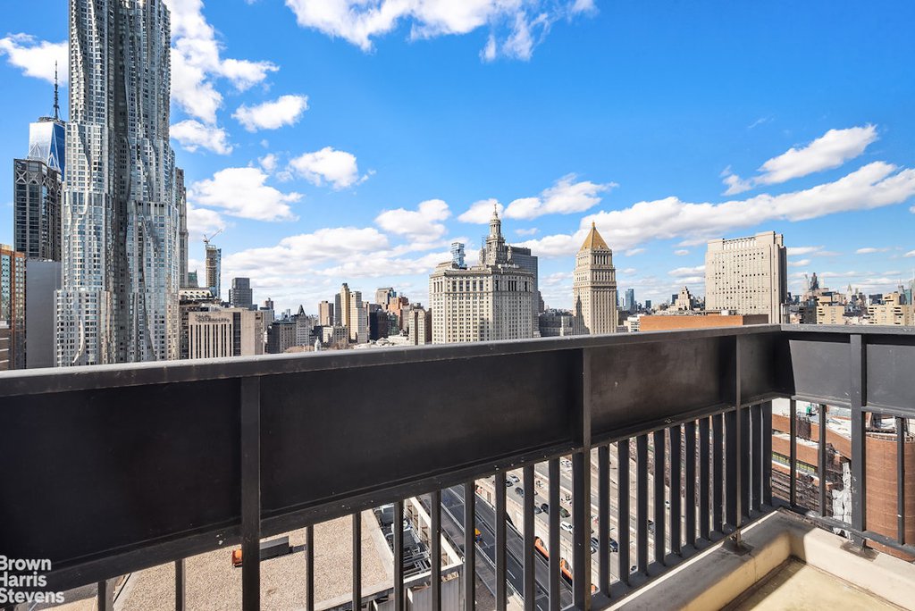 333 Pearl Street, Unit 27H photo 5