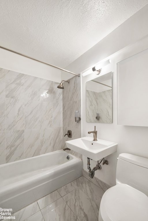333 Pearl Street, Unit 27H photo 8