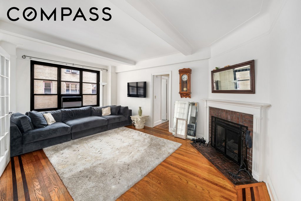 235 East 22nd Street, Unit 12T