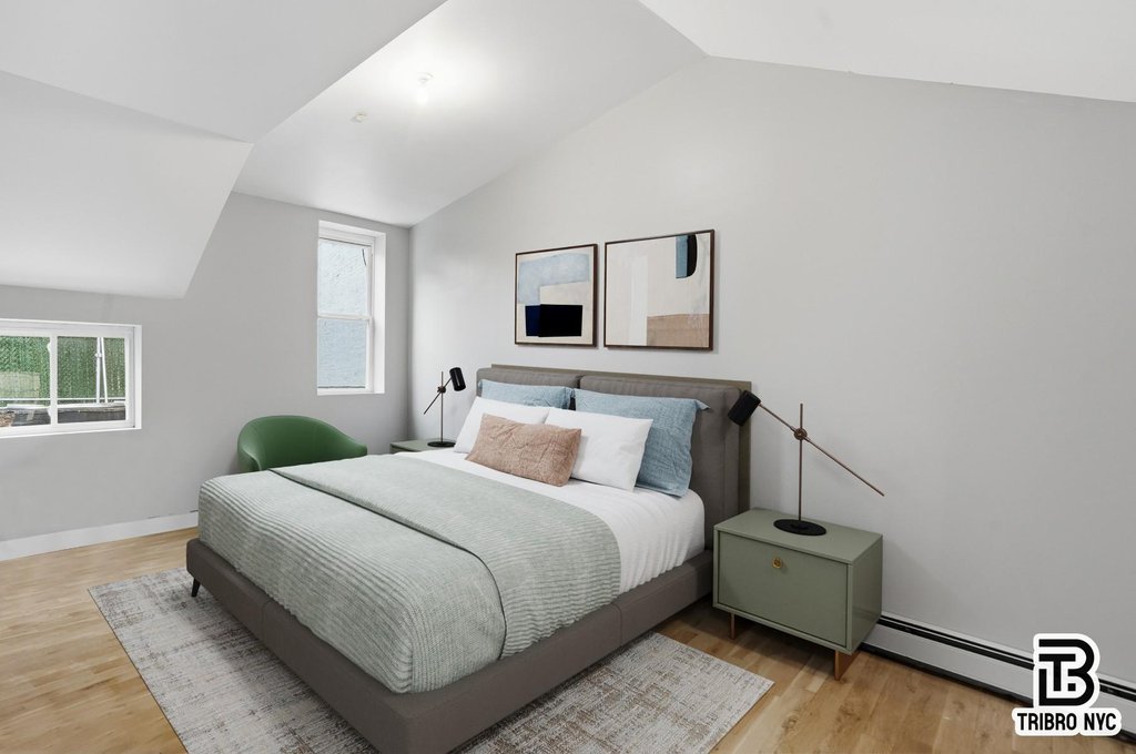496 Broadway, Unit 4 photo 3