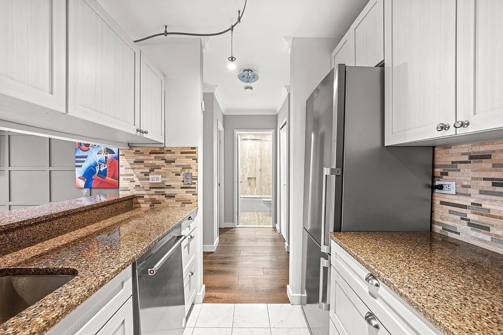 157 East 32nd Street, Unit 3A photo 6