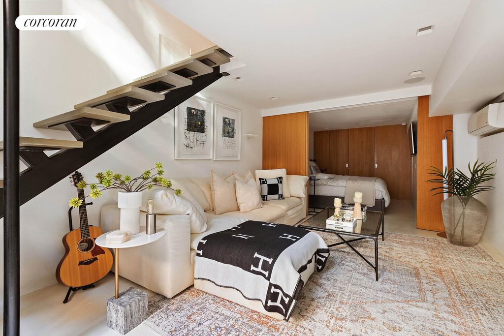451 West 22nd Street – For Sale photo 8