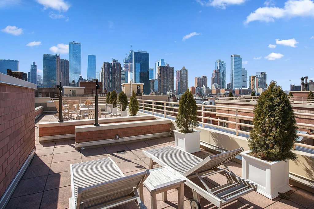 350 West 50th Street, Unit 15B photo 9