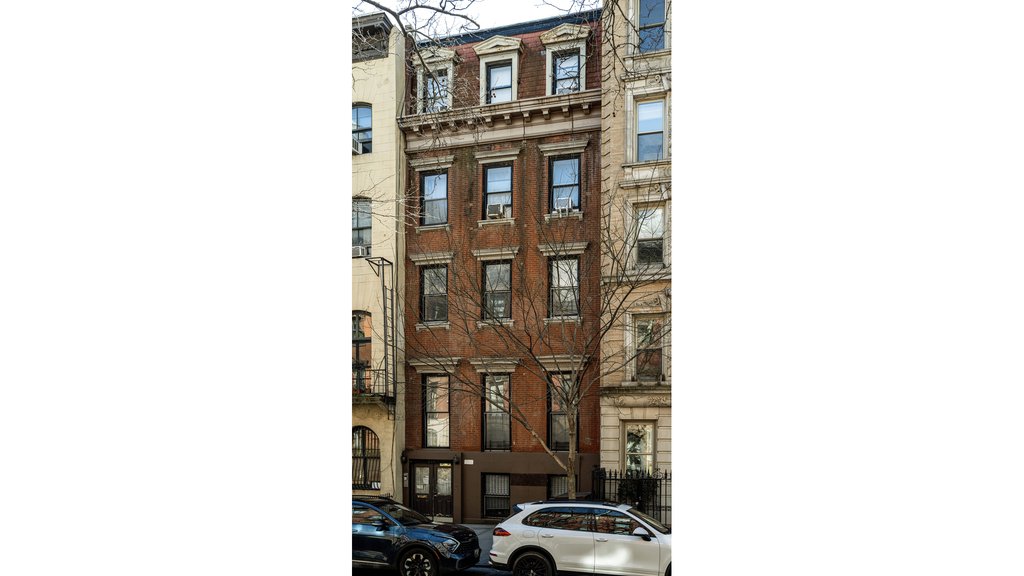 214 East 17th Street – For Sale photo 11
