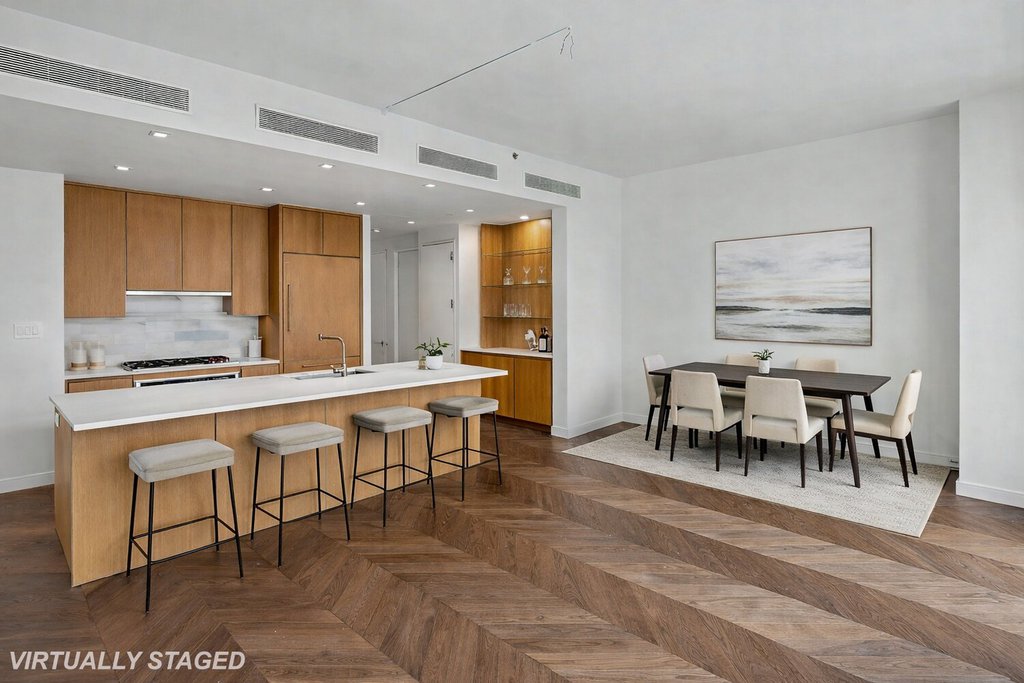 211 West 14th Street, Unit 10B photo 2