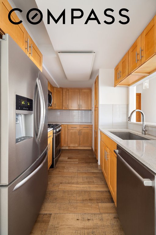 1400 Fifth Avenue, Unit 6P photo 3