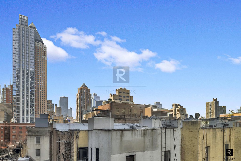 310 West 55th Street, Unit 6K photo 7