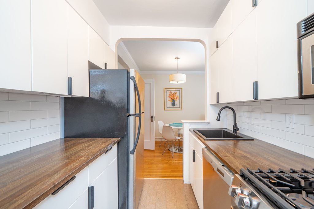 720 Fort Washington Avenue, Unit 3F photo 7