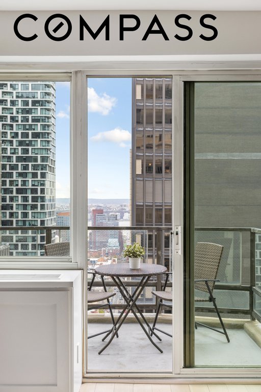 159 West 53rd Street, Unit 34E photo 5