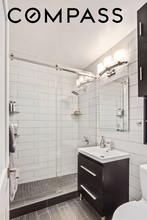 159 West 53rd Street, Unit 34E photo 13