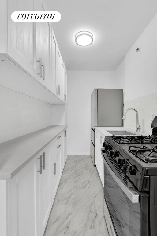 2420 Morris avenue, Unit 6C photo 4