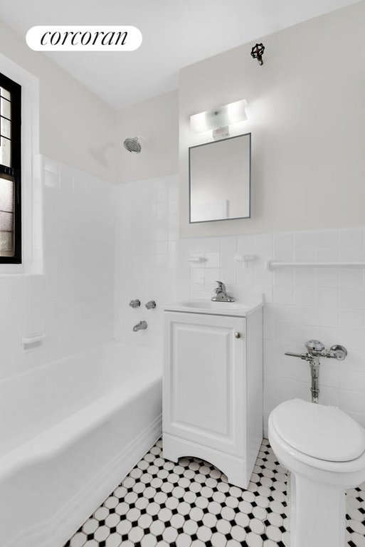 2420 Morris avenue, Unit 6C photo 6