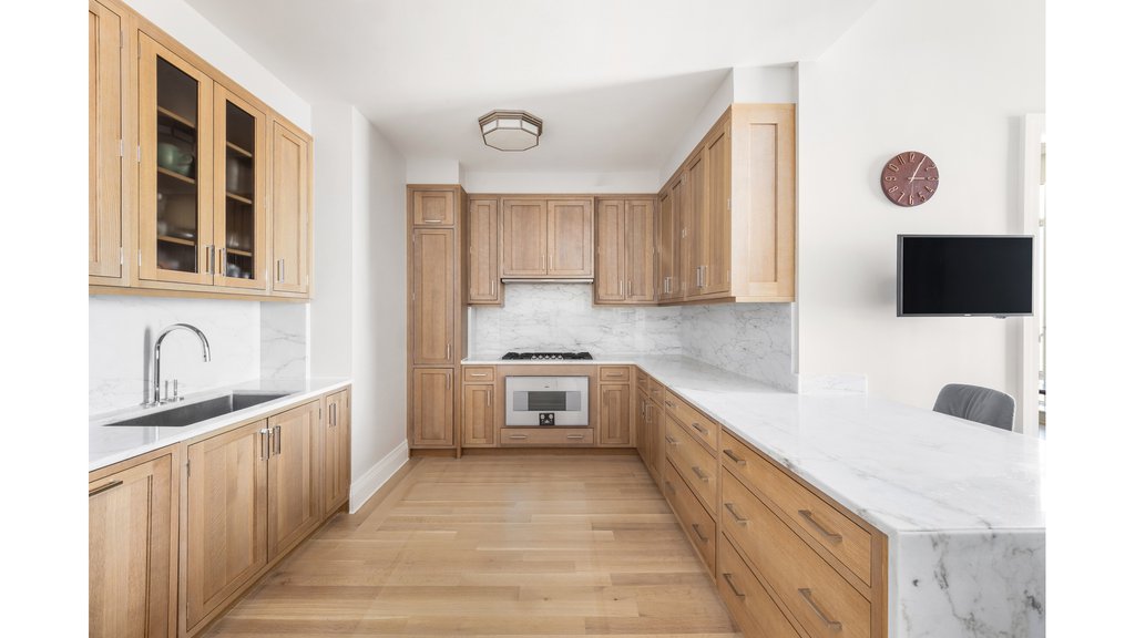 30 Park Place, Unit 67A photo 8