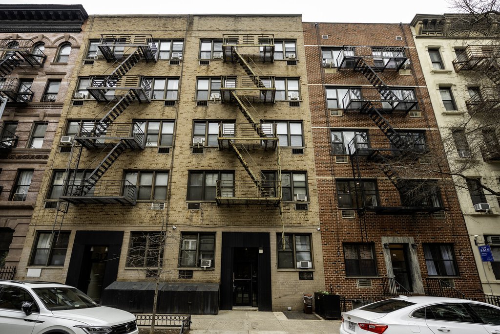 319 East 90th Street, Unit 1