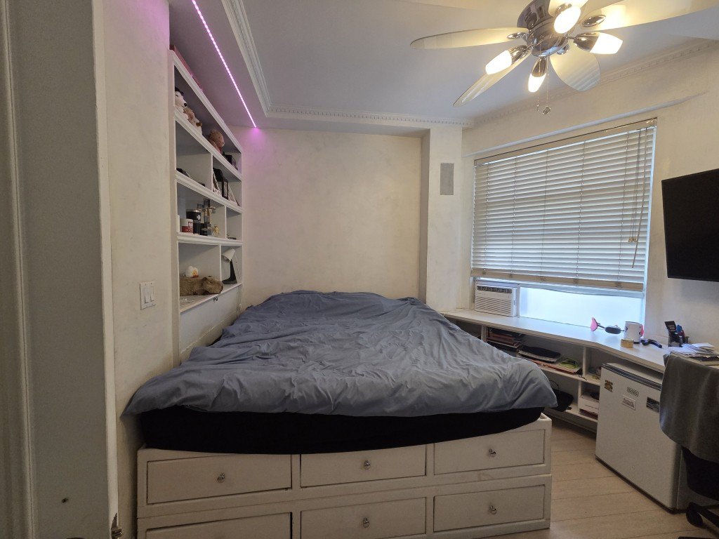 240 West 98th Street, Unit 1011D photo 26