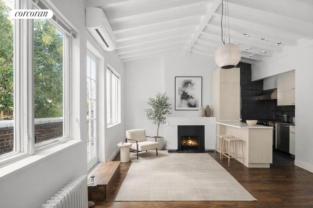 9 West 16th Street, Unit 5A photo 4