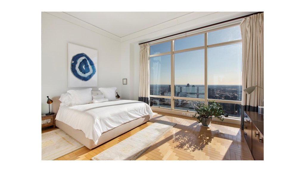 845 United Nations Plaza, Unit 82B photo 6